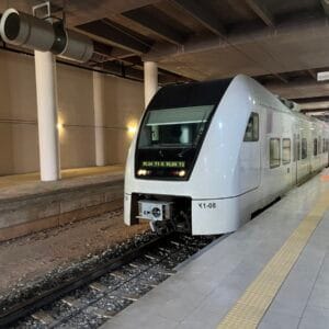 [旅遊交通] 馬來西亞 吉隆坡機場快線：從機場到市區的最快捷徑