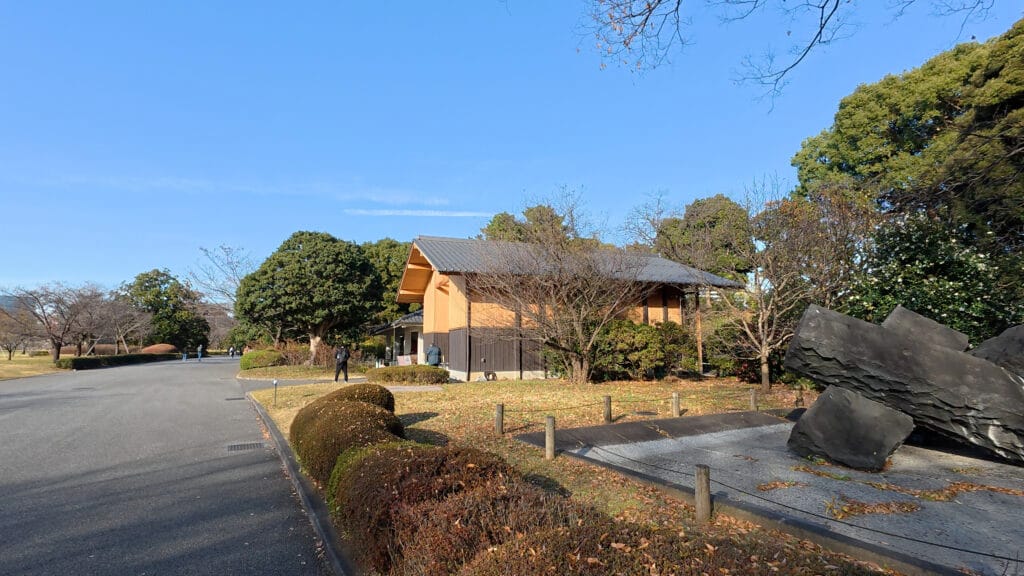 [景點介紹] 日本東京 皇居東御苑：江戶城遺跡